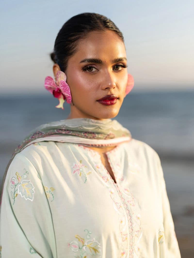 Embroidered Cambric Suit - EWU6V2-33445-3P thumbnail