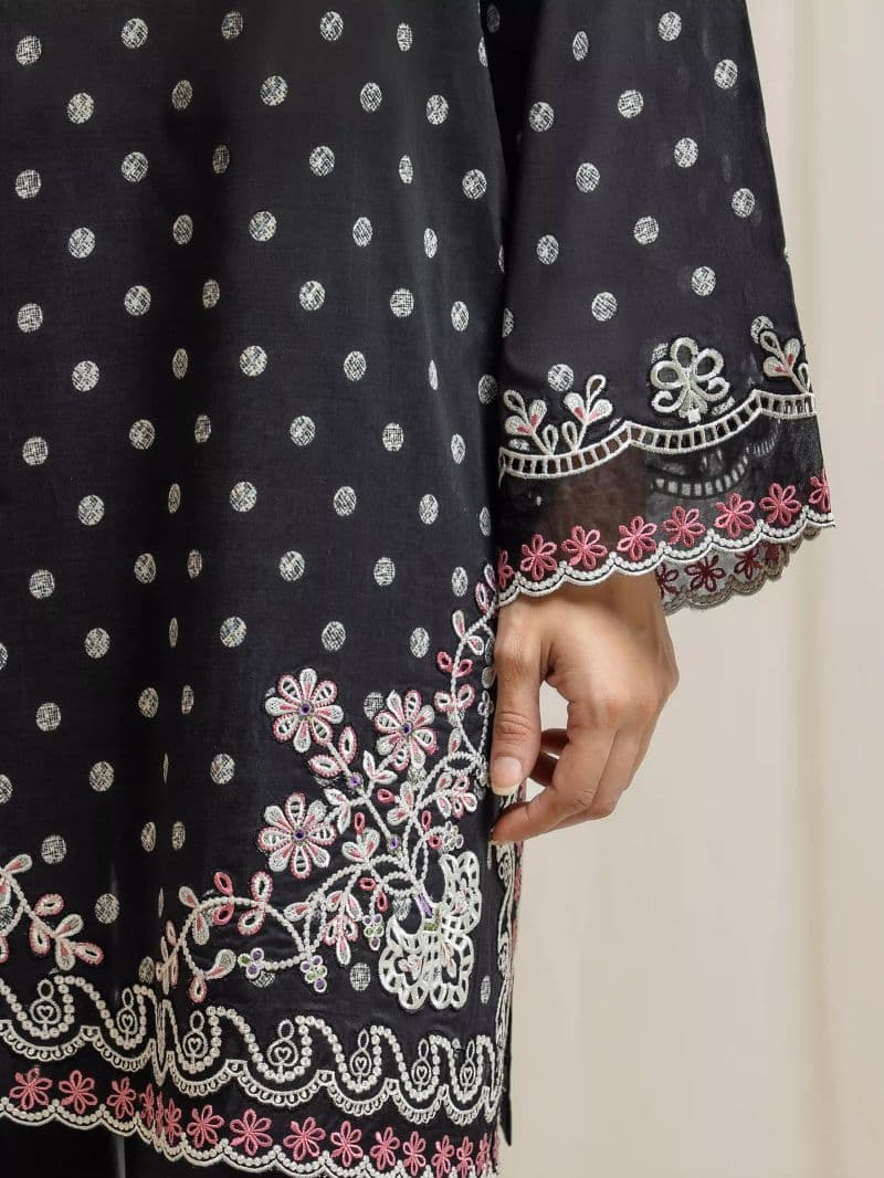 Embroidered Lawn Suit - EWU6V1-33002-3P thumbnail