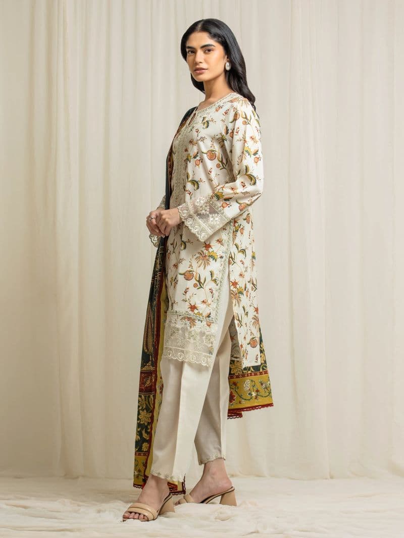 Embroidered Lawn Suit - EWU6V1-33022-3P thumbnail