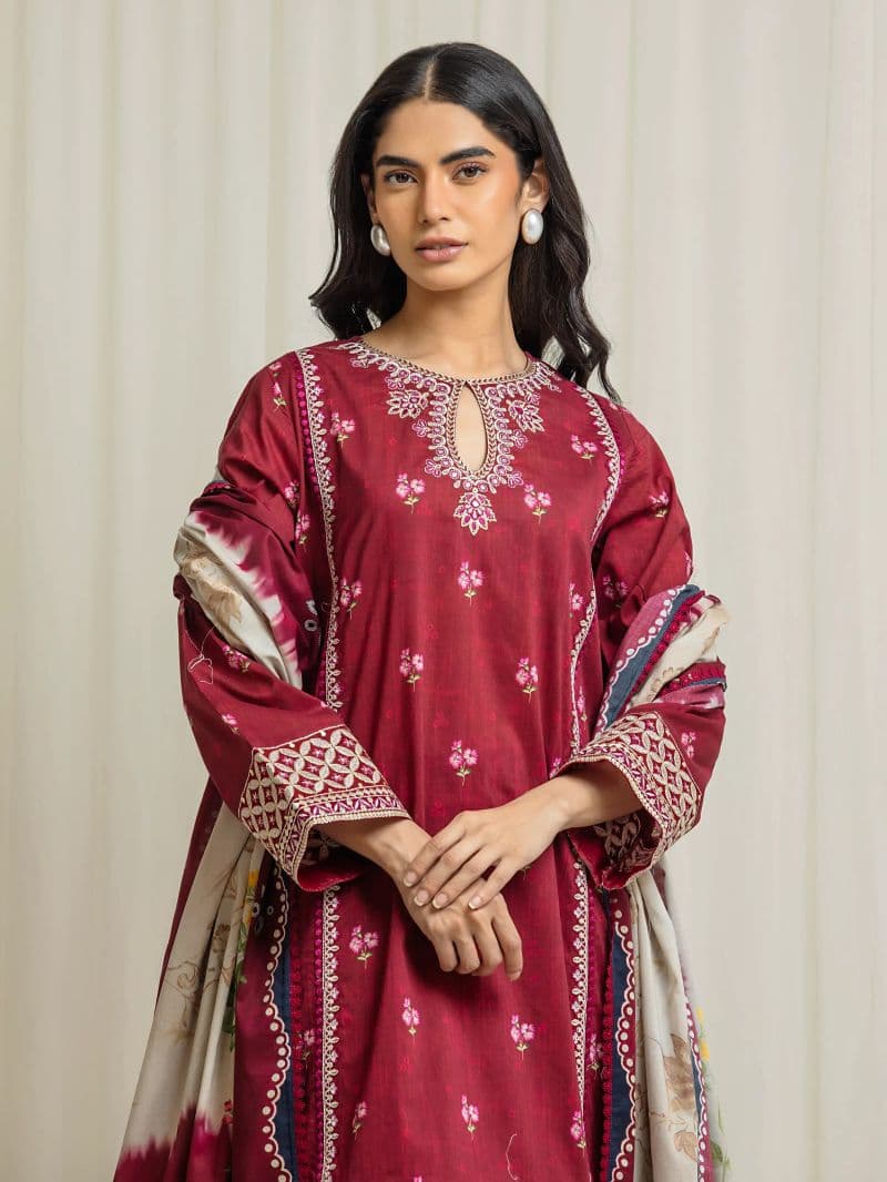 Embroidered Lawn Suit - EWU6V1-33013-3P thumbnail