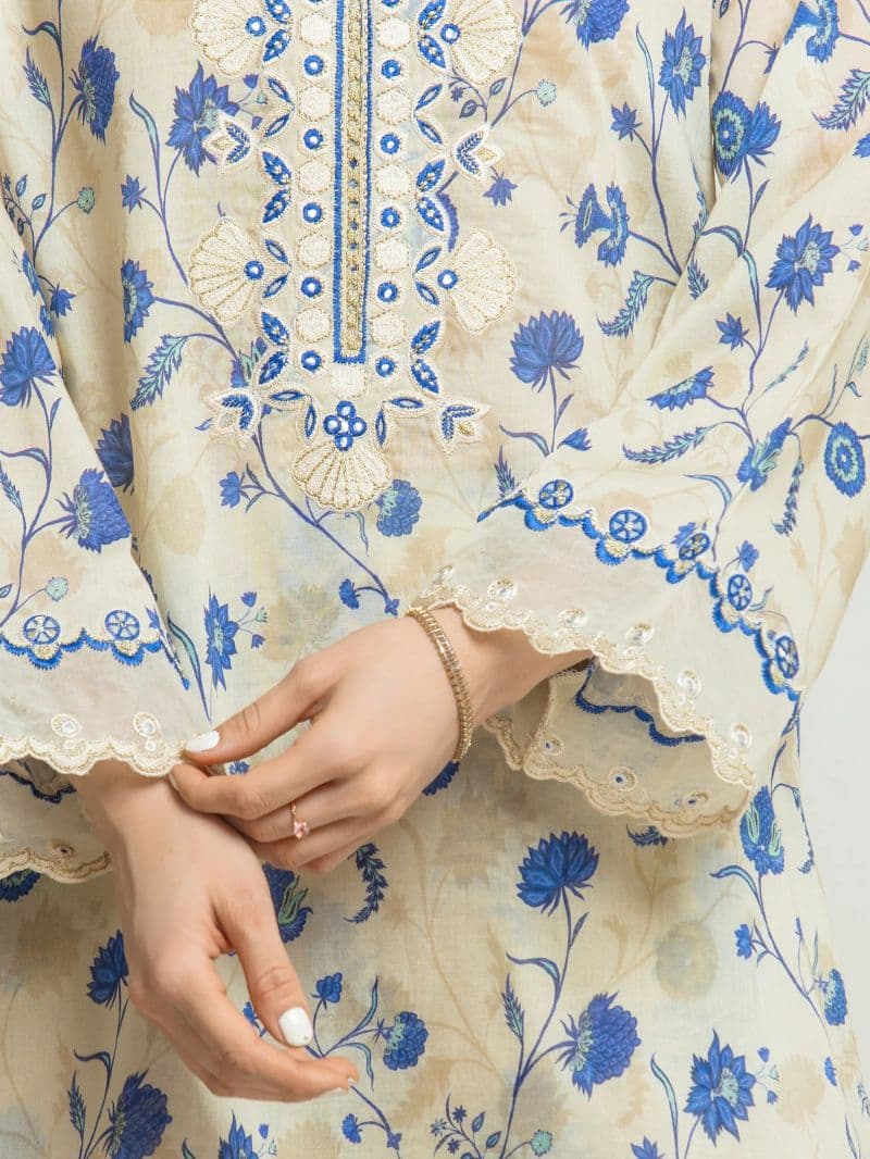 Embroidered Lawn Suit - EWU6V1-33008-3P thumbnail