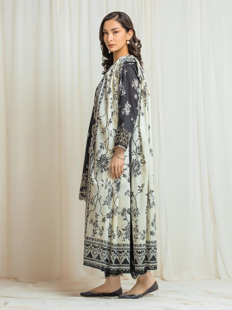 Embroidered Lawn Suit - EWU6V1-33014-3P thumbnail
