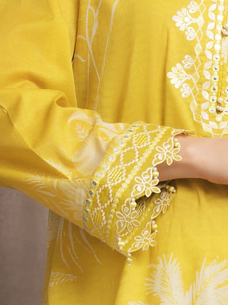 Embroidered Lawn Suit - EWU6V1-33011-3P thumbnail