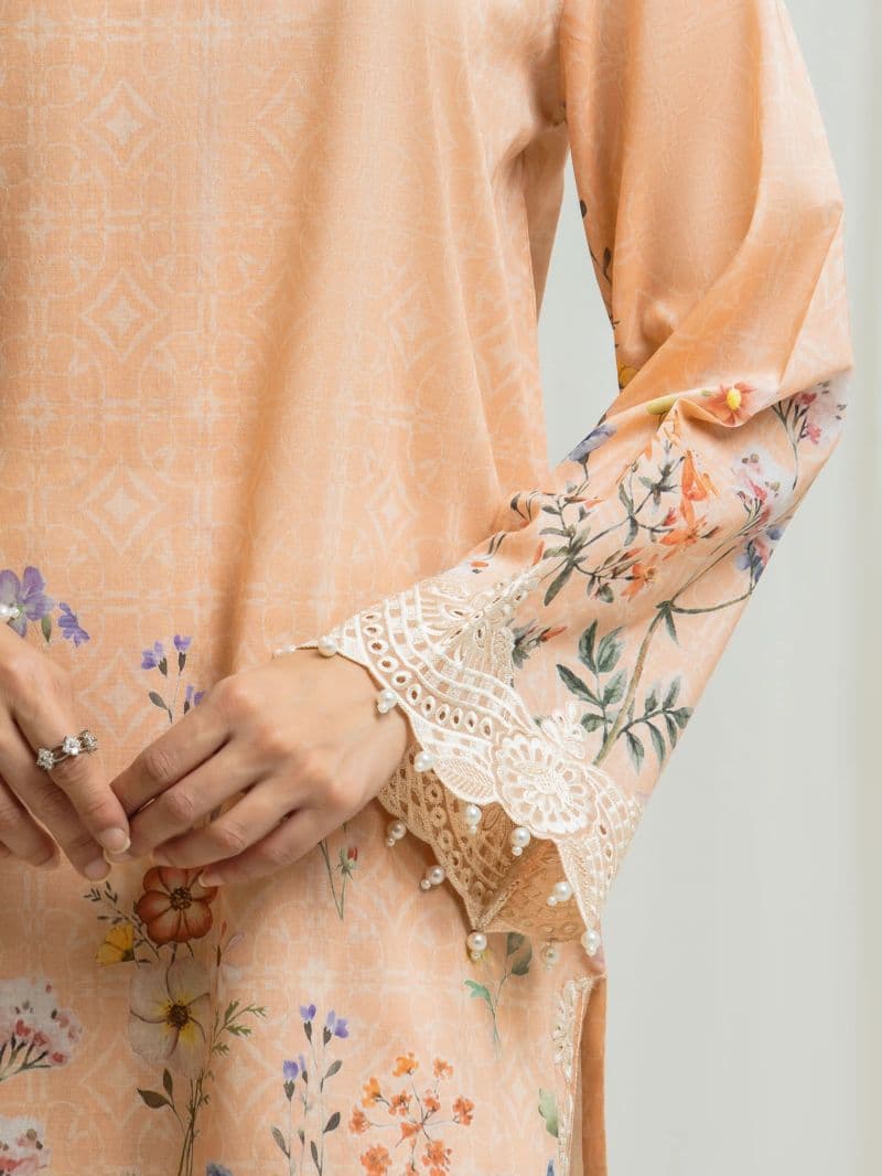 Embroidered Lawn Suit - EWU6V1-33010-3P thumbnail