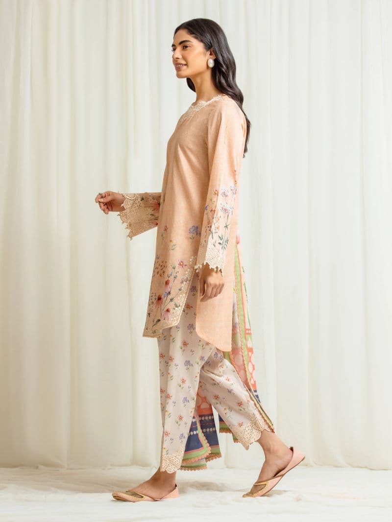 Embroidered Lawn Suit - EWU6V1-33010-3P thumbnail