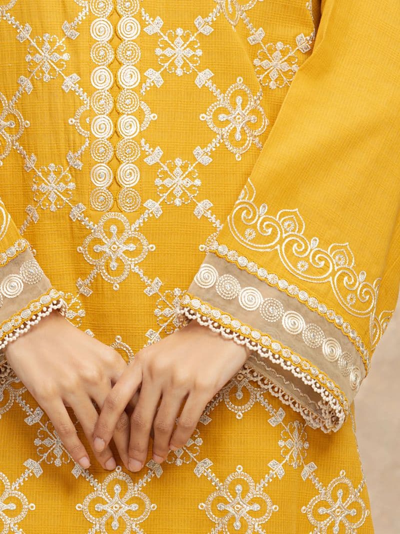 Embroidered Lawn Suit - EWU5V1-31707-3P thumbnail