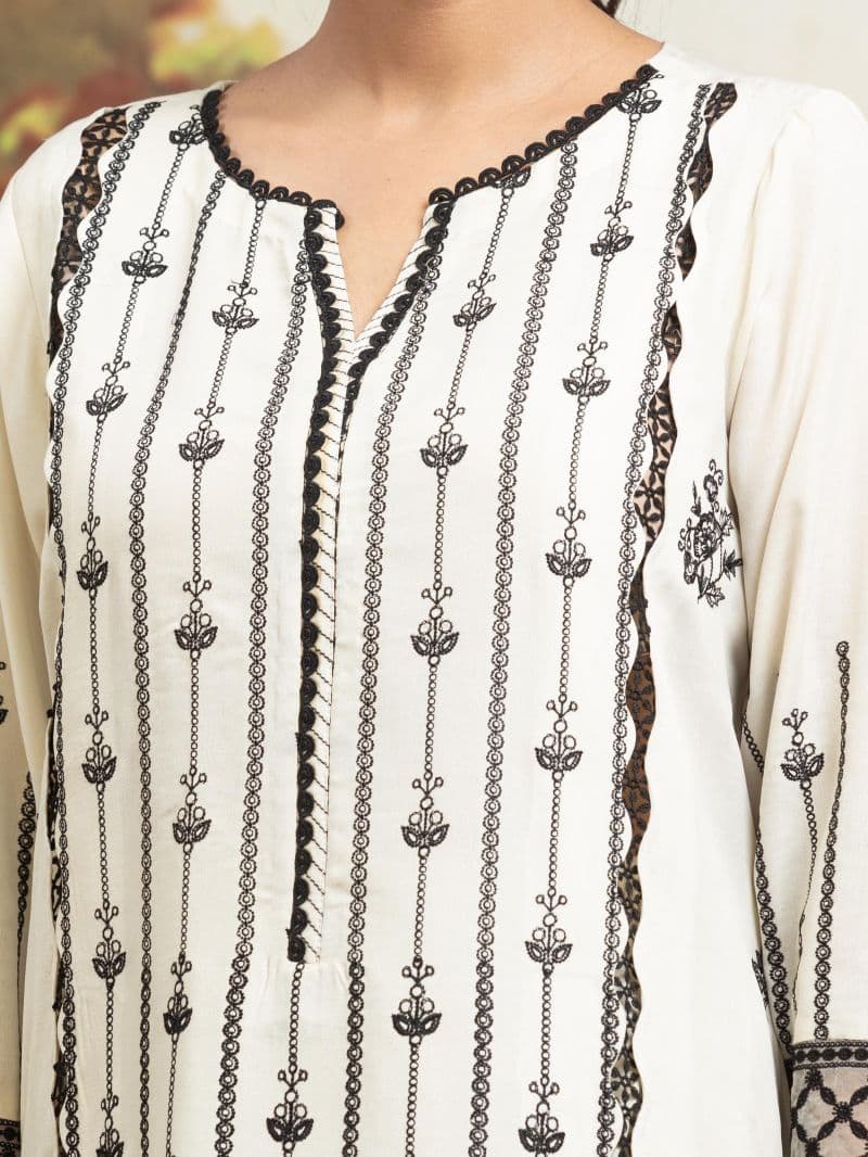 Embroidered Khaddar Suit - EWU24V11-30304-3P thumbnail