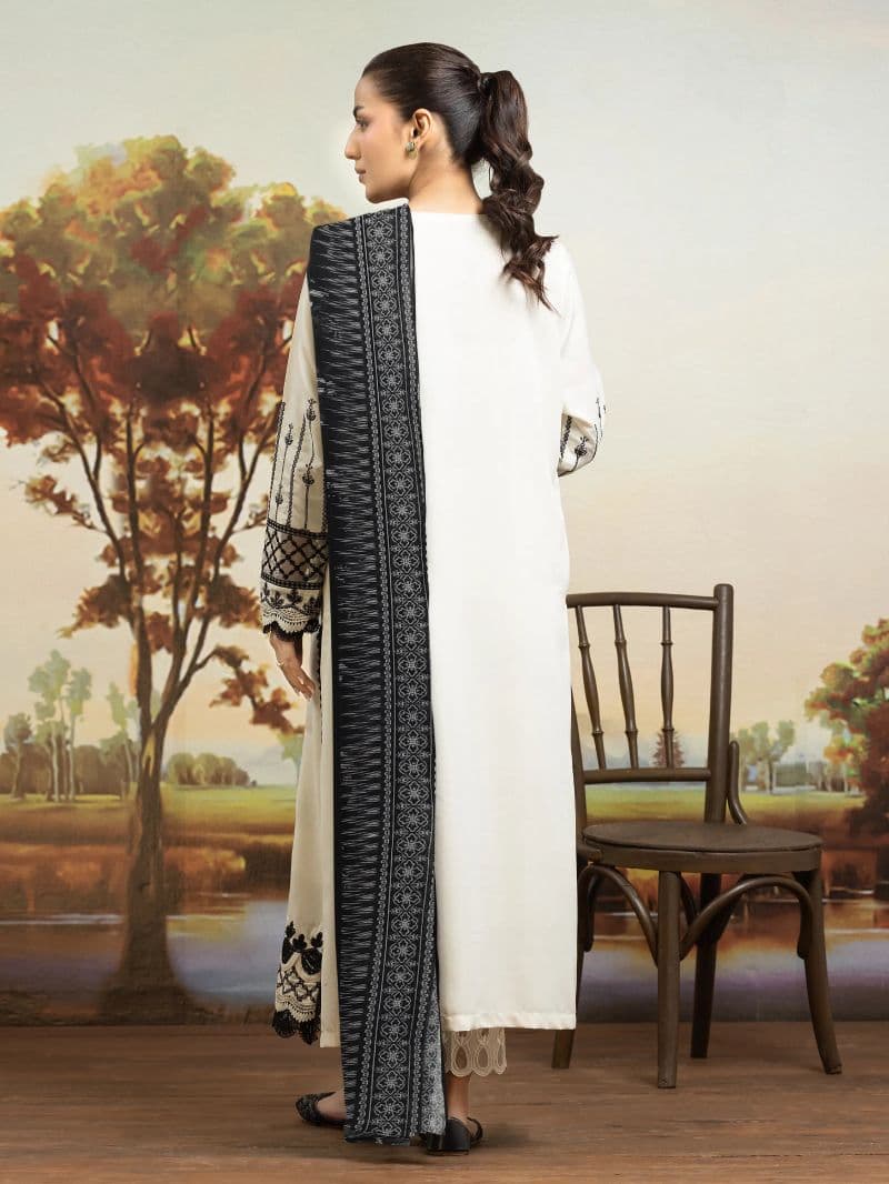 Embroidered Khaddar Suit - EWU24V11-30304-3P thumbnail