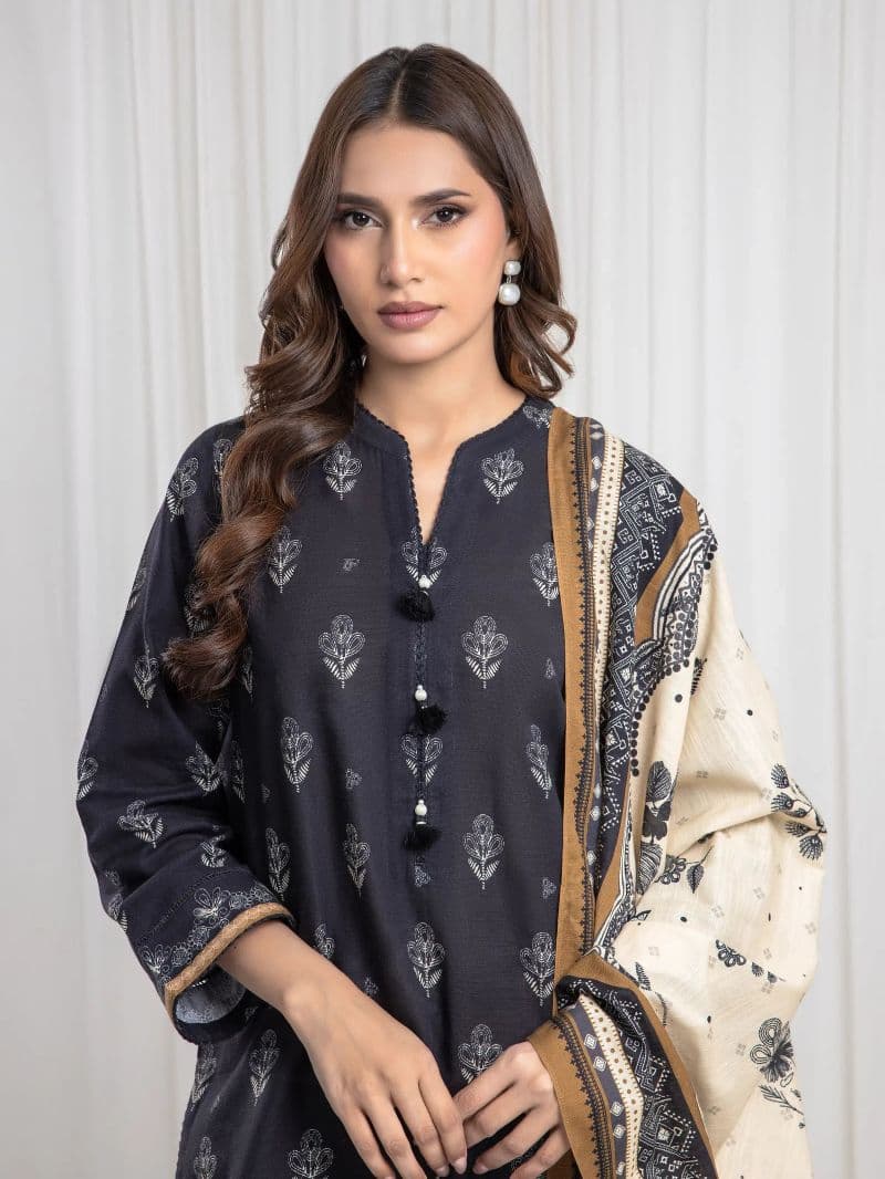 Printed Khaddar Suit - EWU6A3-37074-3P
