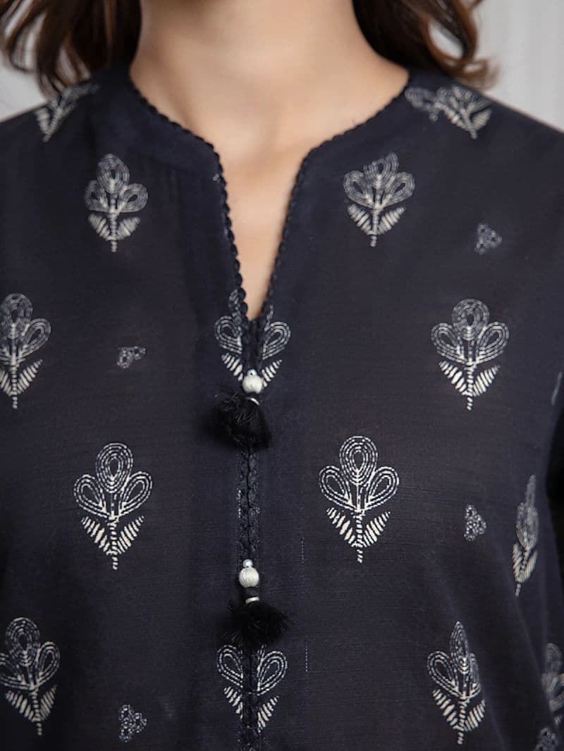 Printed Khaddar Suit - EWU6A3-37074-3P