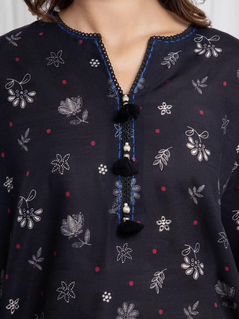 Printed Khaddar Suit - EWU6A3-37076-3P thumbnail