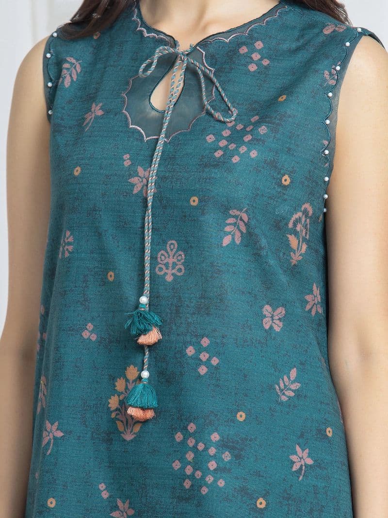 Printed Khaddar Suit - EWU6A3-37045-3P thumbnail