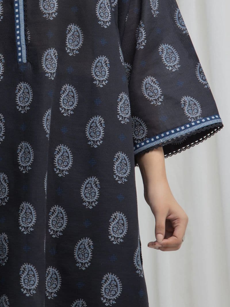 Printed Khaddar Suit - EWU6A3-37028-3P thumbnail
