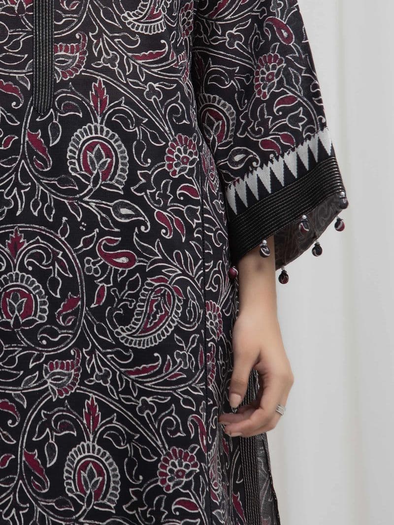 Printed Khaddar Suit - EWU6A3-37009-3P thumbnail