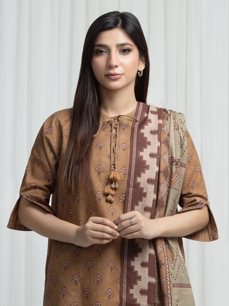 Printed Khaddar Suit - EWU6A3-37032-3P
