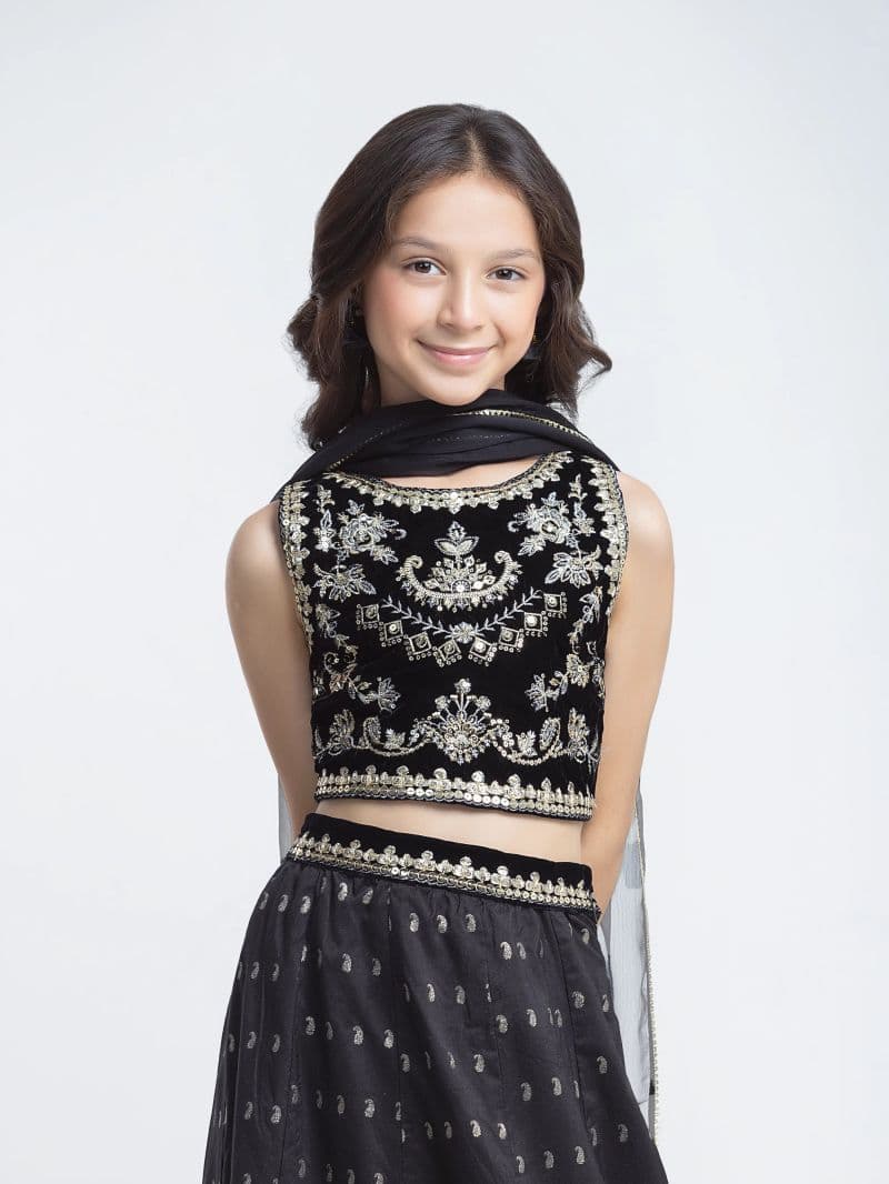 Embroidered Velvet Suit - EGTPLED6-50114-3P thumbnail