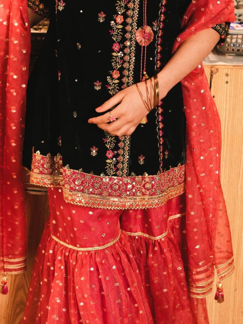 Embroidered Velvet Gharara Suit - EGTPLED5-50069-3P