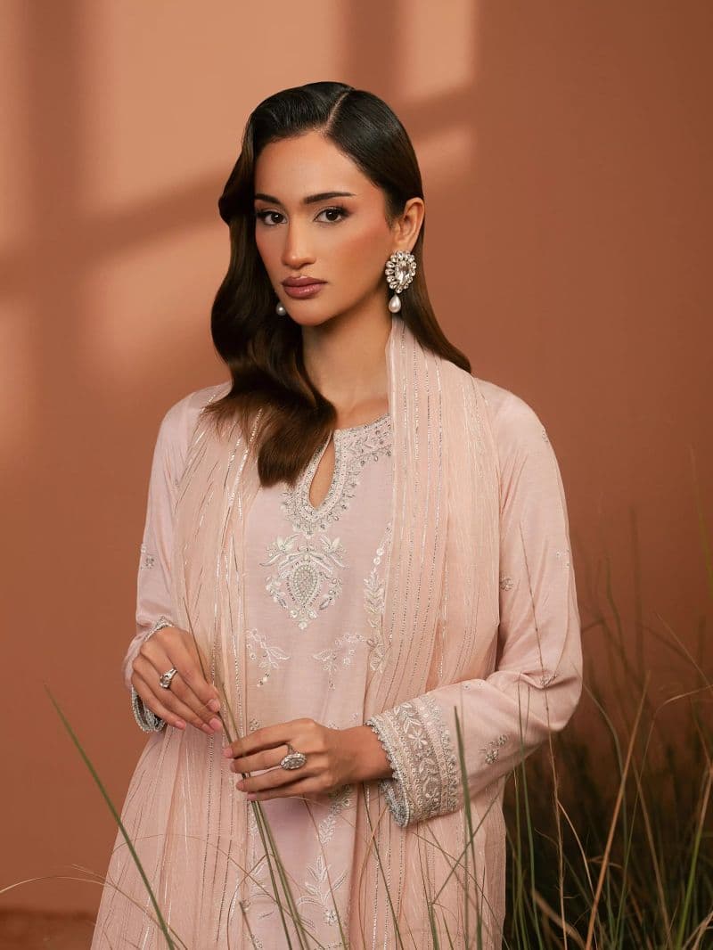 Embroidered Karandi Suit - EWU6V22-32092-3P