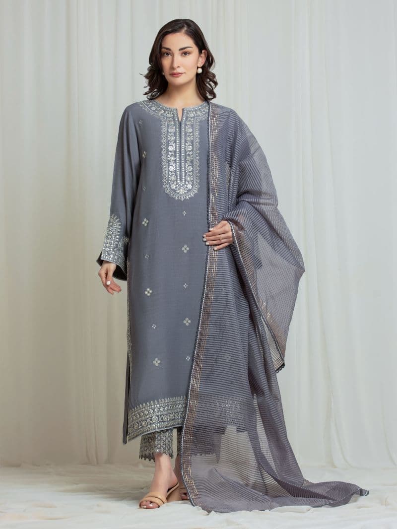 Embroidered Silk Suit - EWU6V16-32097-3P