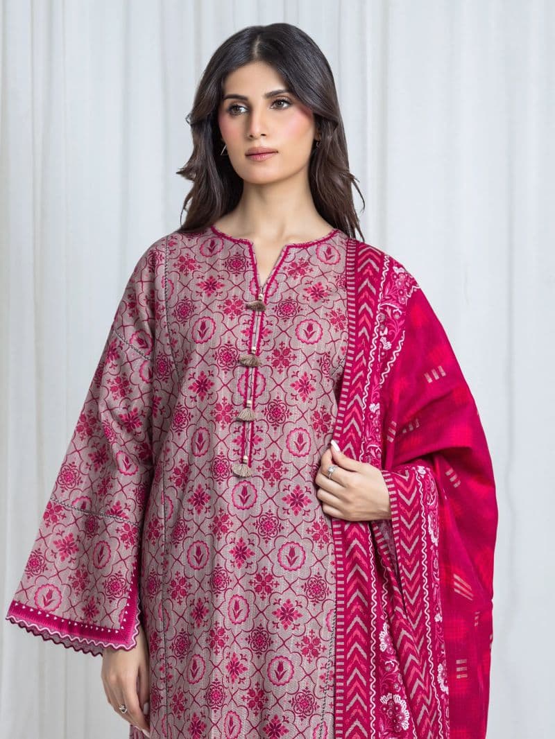 Printed Khaddar Suit - EWU6A3-37067-3P