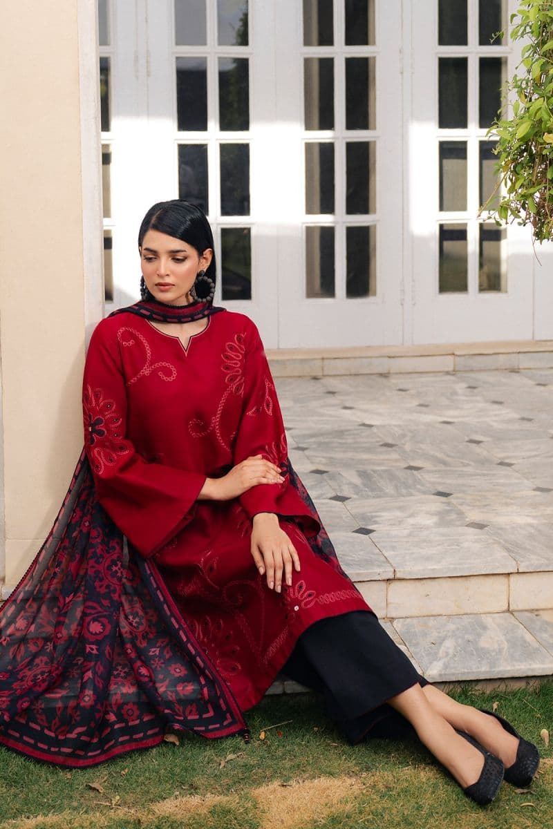 EMBROIDERED LAWN USE-9368