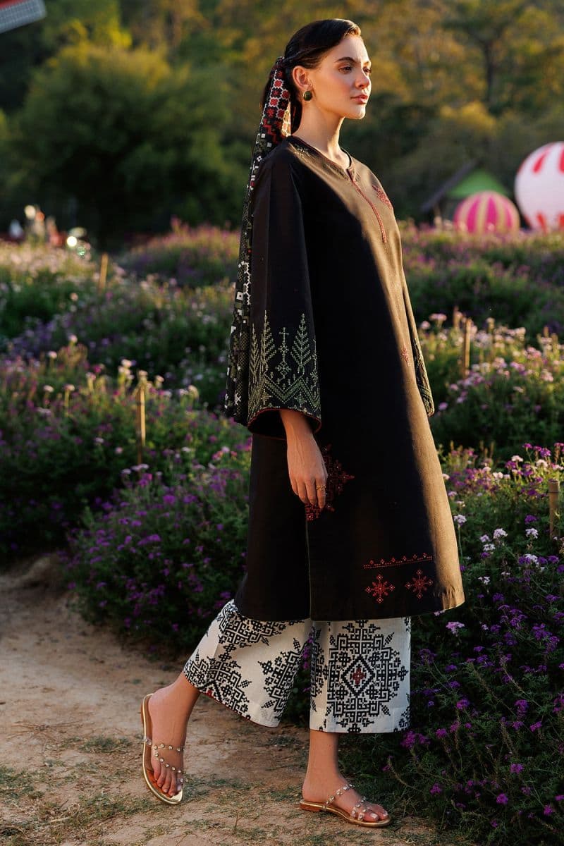 EMBROIDERED LAWN RTW-9301 thumbnail