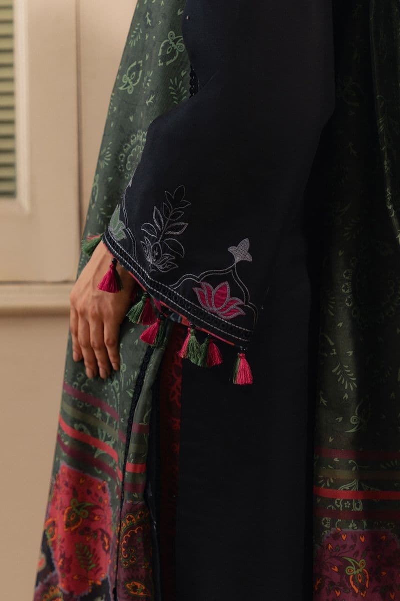 EMBROIDERED LAWN USE-9334 thumbnail