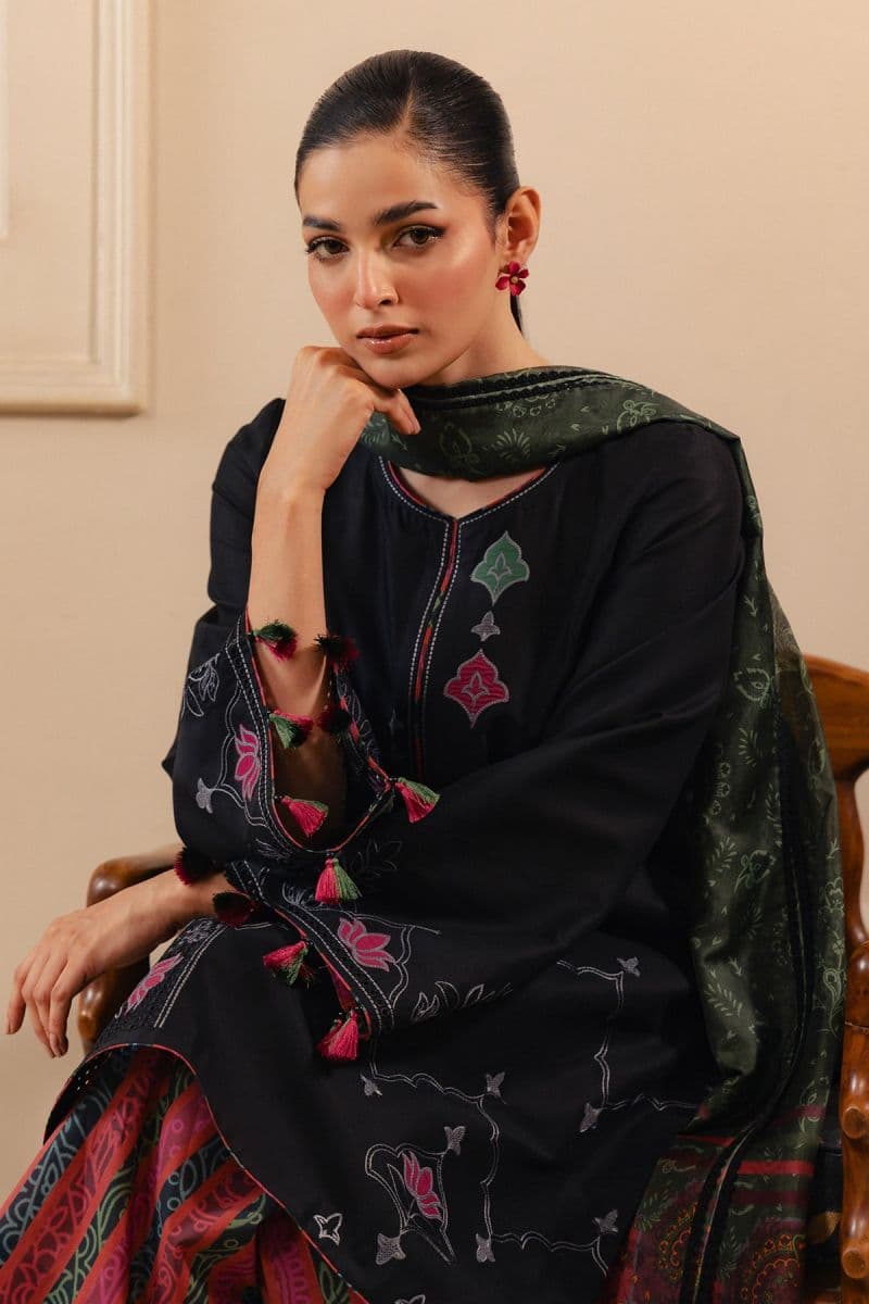 EMBROIDERED LAWN USE-9334 thumbnail