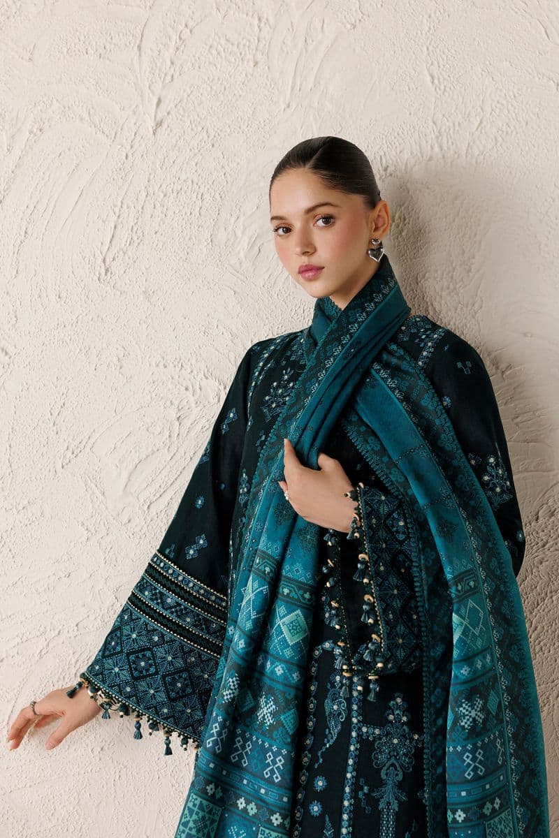 EMBROIDERED PREMIUM KHADDAR UW-0280 thumbnail