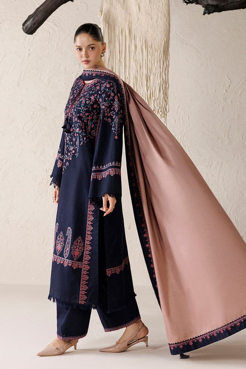 EMBROIDERED PREMIUM KHADDAR UW-0290