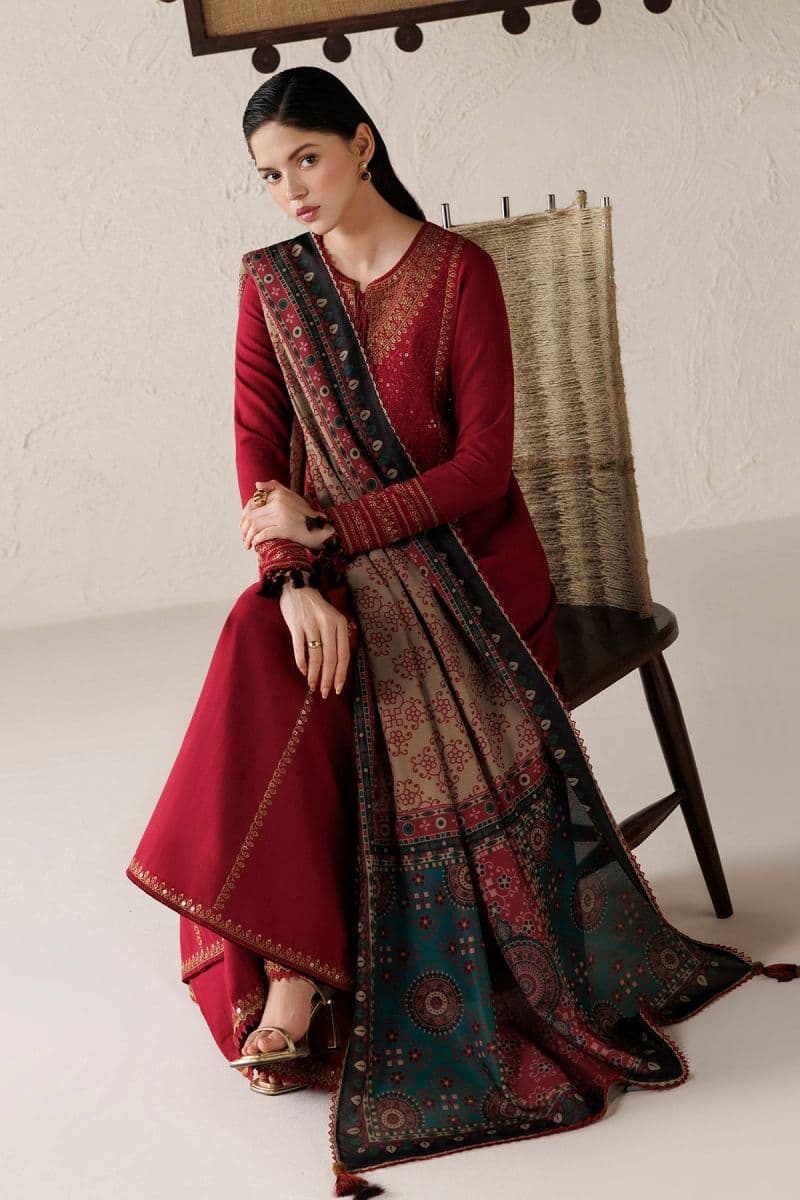 EMBROIDERED PREMIUM KHADDAR UW-0252 thumbnail