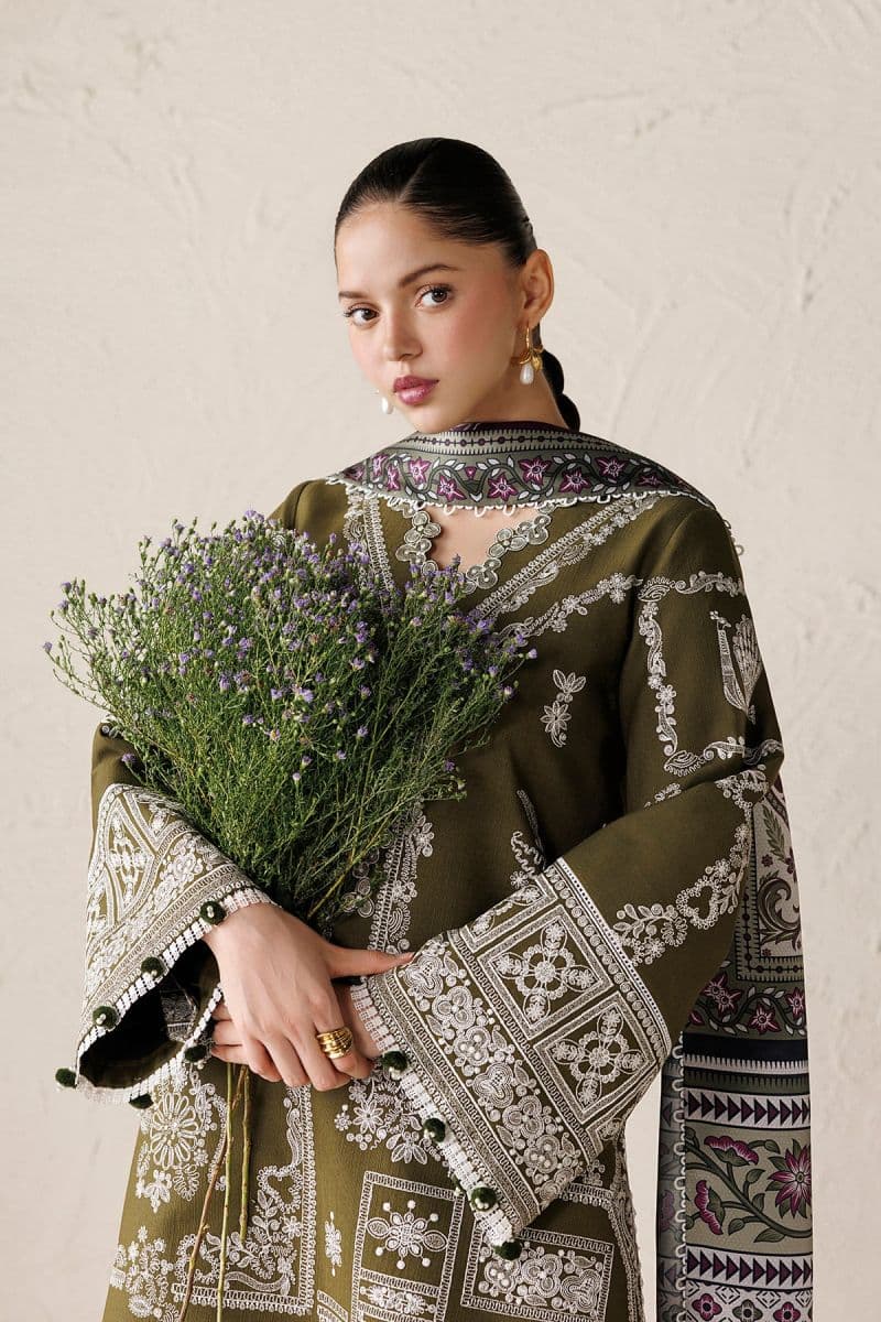 EMBROIDERED PREMIUM KHADDAR UW-0271