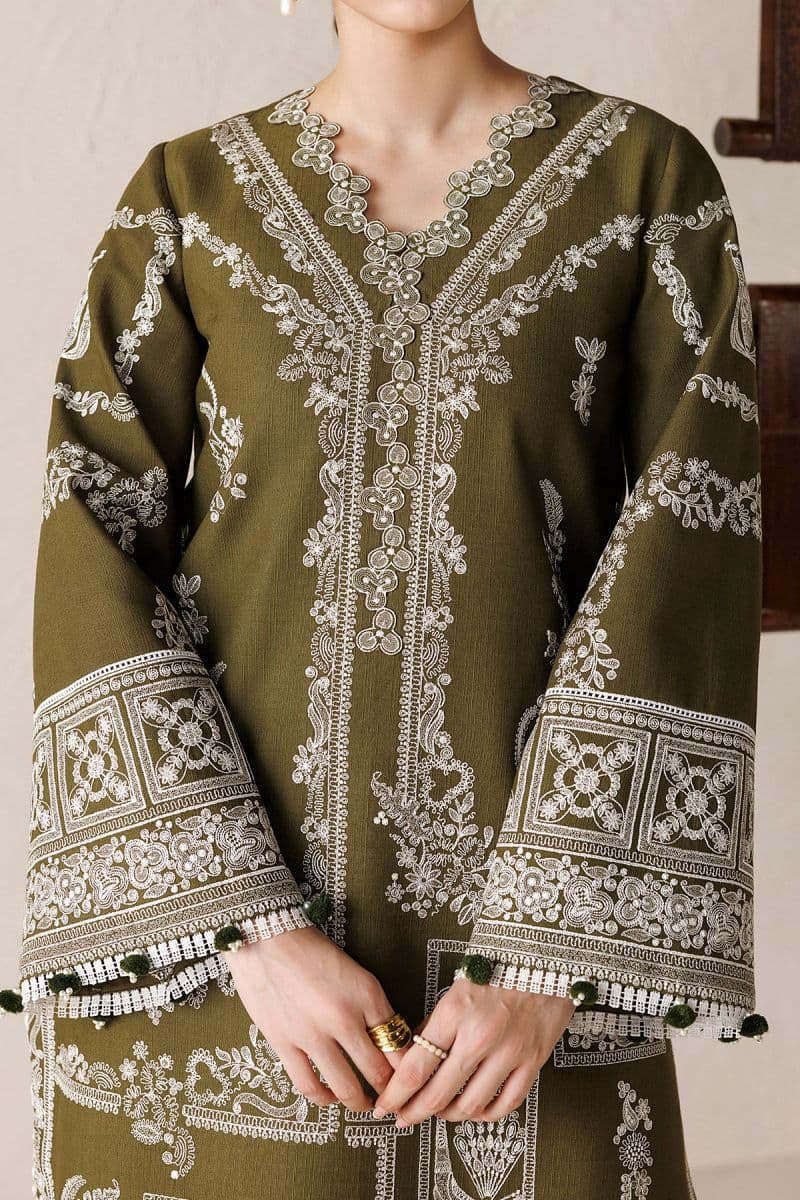 EMBROIDERED PREMIUM KHADDAR UW-0271