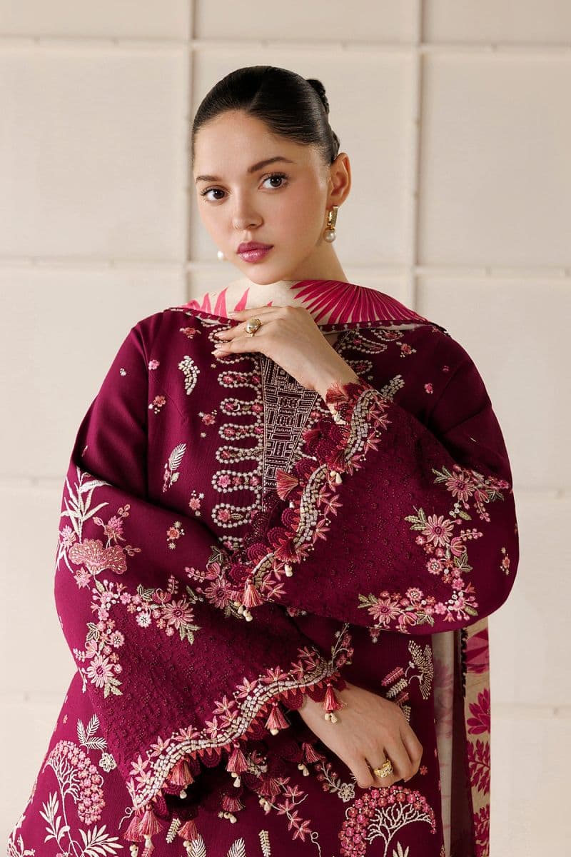 EMBROIDERED PREMIUM KHADDAR UW-0286