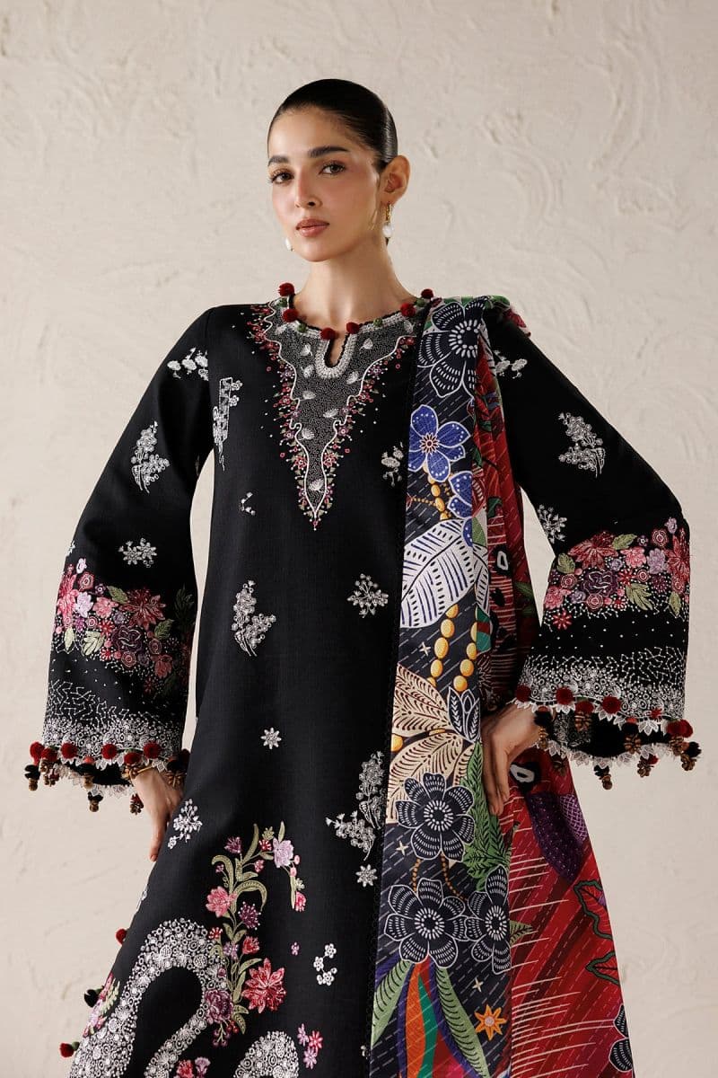 EMBROIDERED PREMIUM KHADDAR UW-0294