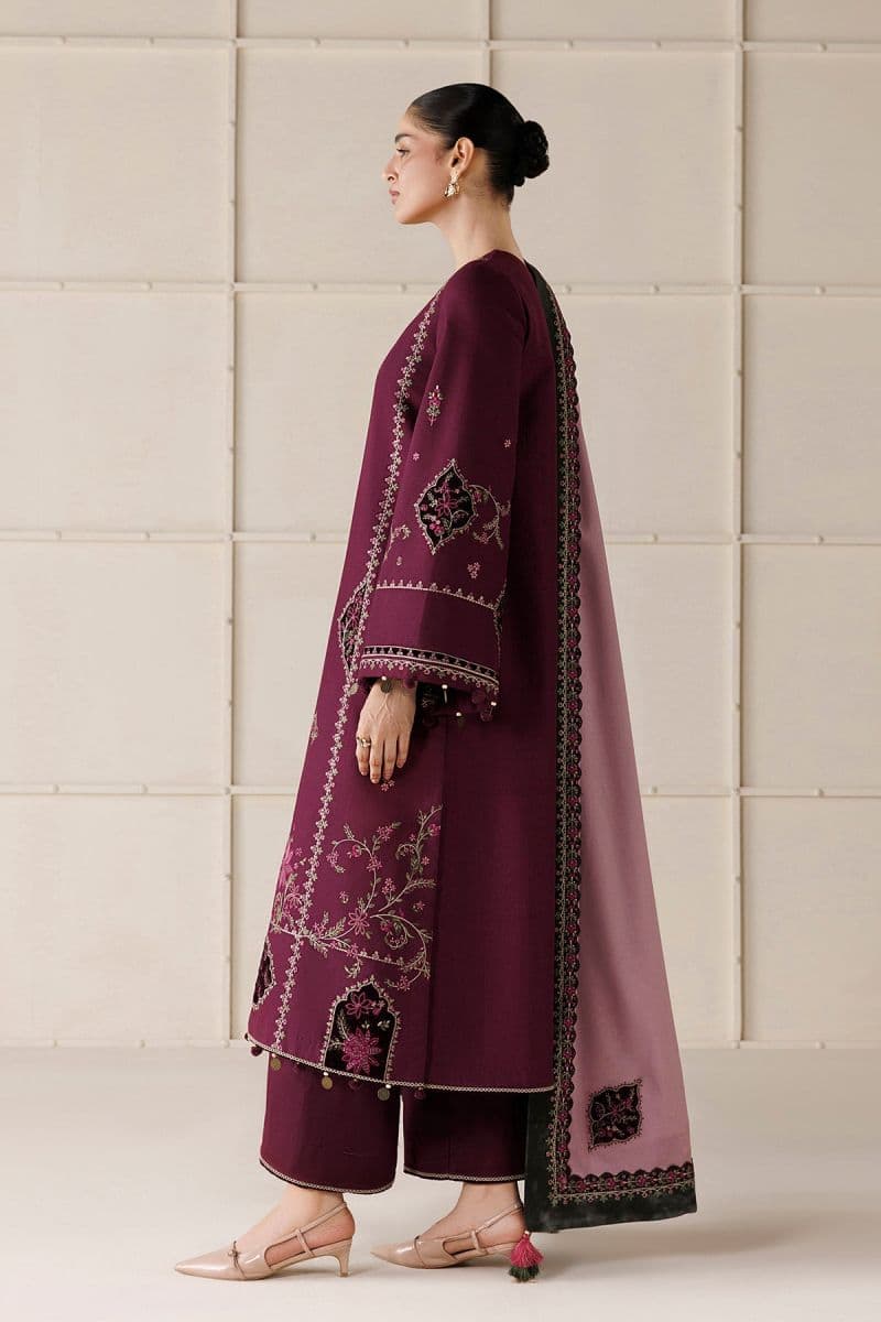 EMBROIDERED PREMIUM KHADDAR UW-0288
