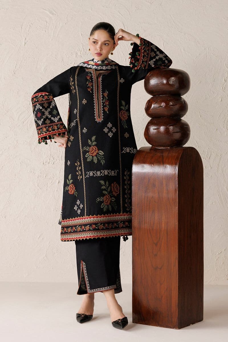 EMBROIDERED PREMIUM KHADDAR UW-0270