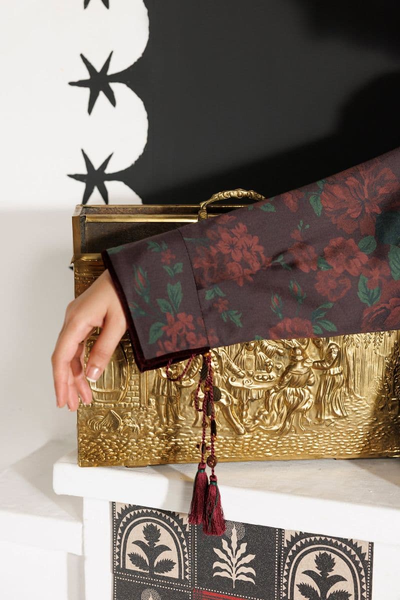 Embroidered Velvet Ready-to-Wear Suit (RTW-1330)