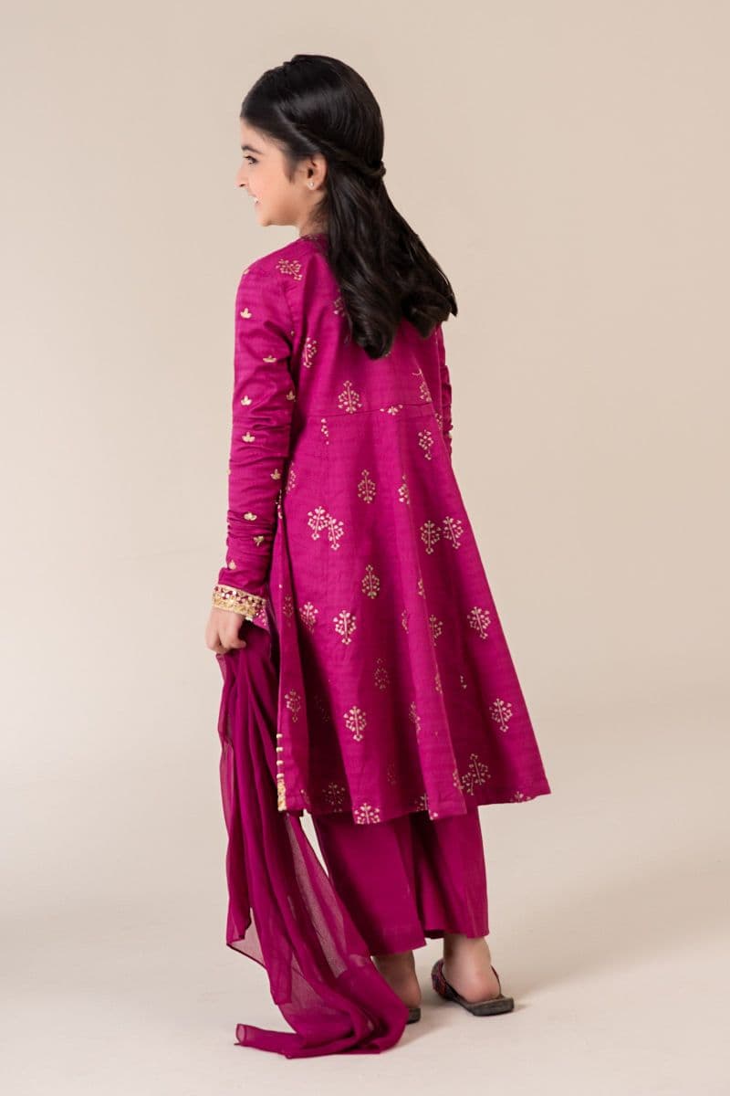 3 Piece Embroidered Lawn Suit thumbnail