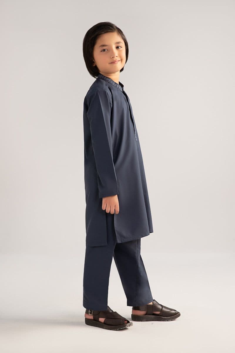 2 Piece Embroidered Blended Suit