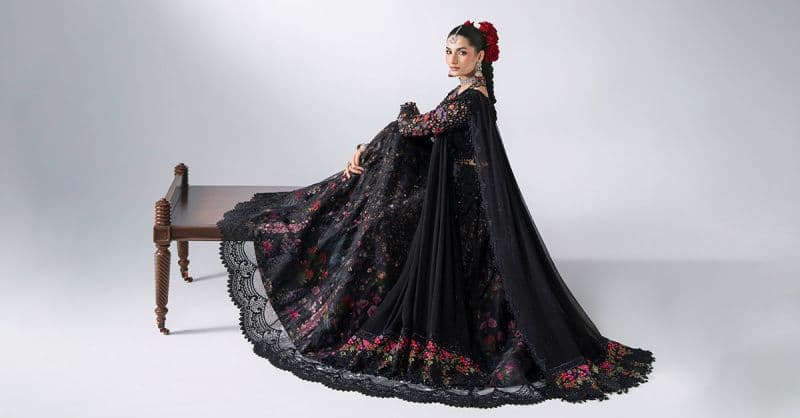 3 Piece Unstitched Embroidered Organza Suit thumbnail