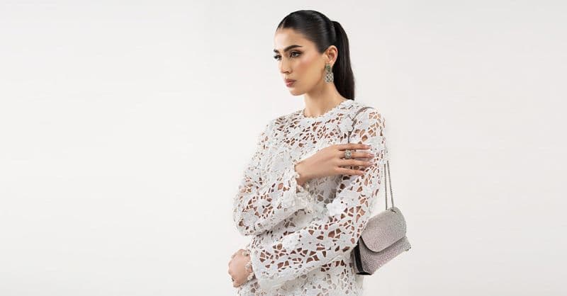 Embroidered Lace Fabric (1Pc)