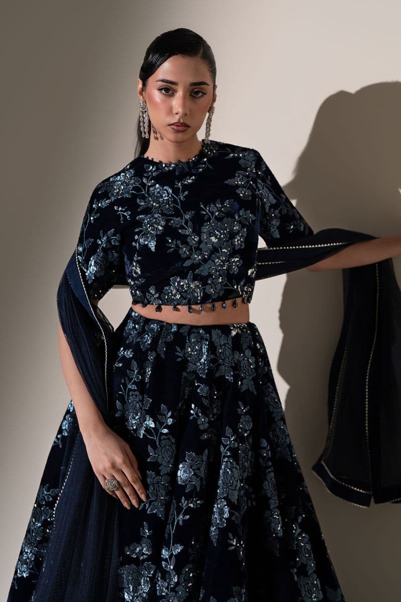 Embroidered Velvet Fabric (1Pc)