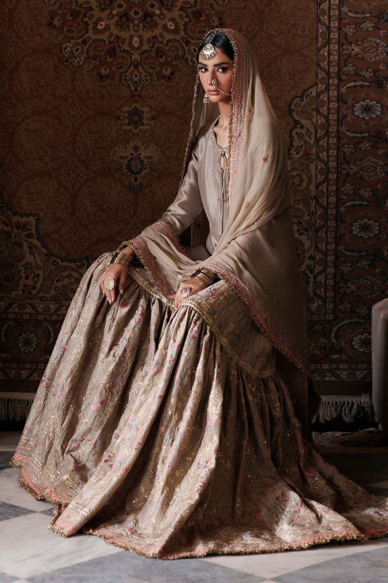 Embroidered Tassel Silk Fabric (2Pcs)