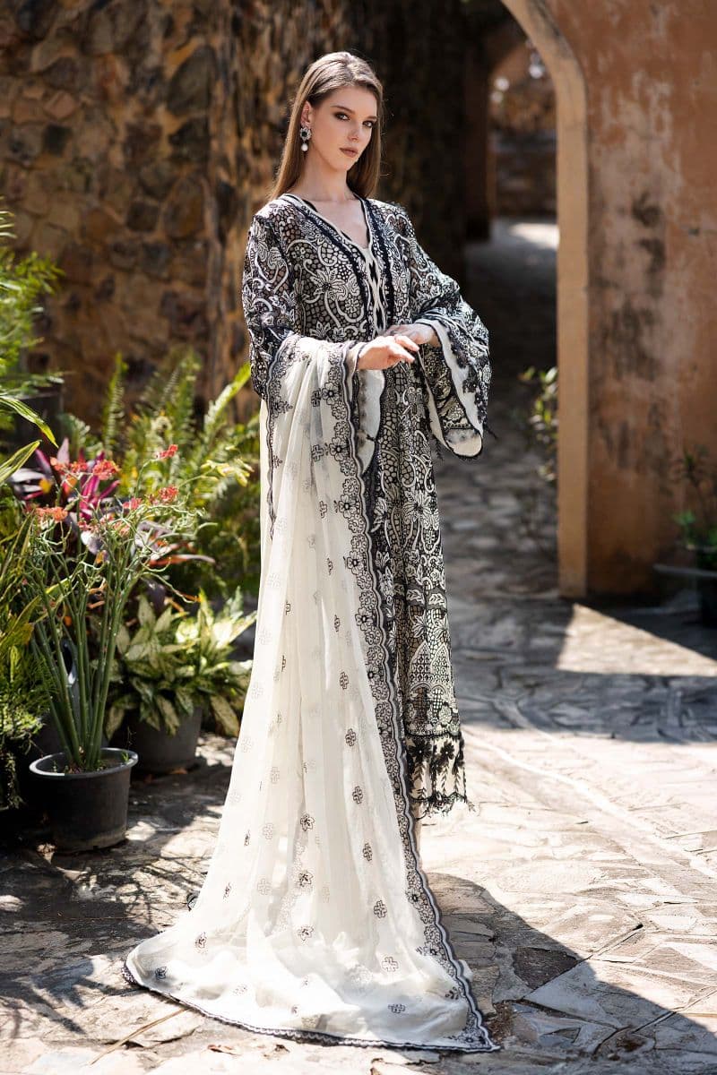 Embroidered Lawn Fabric (3Pcs) thumbnail