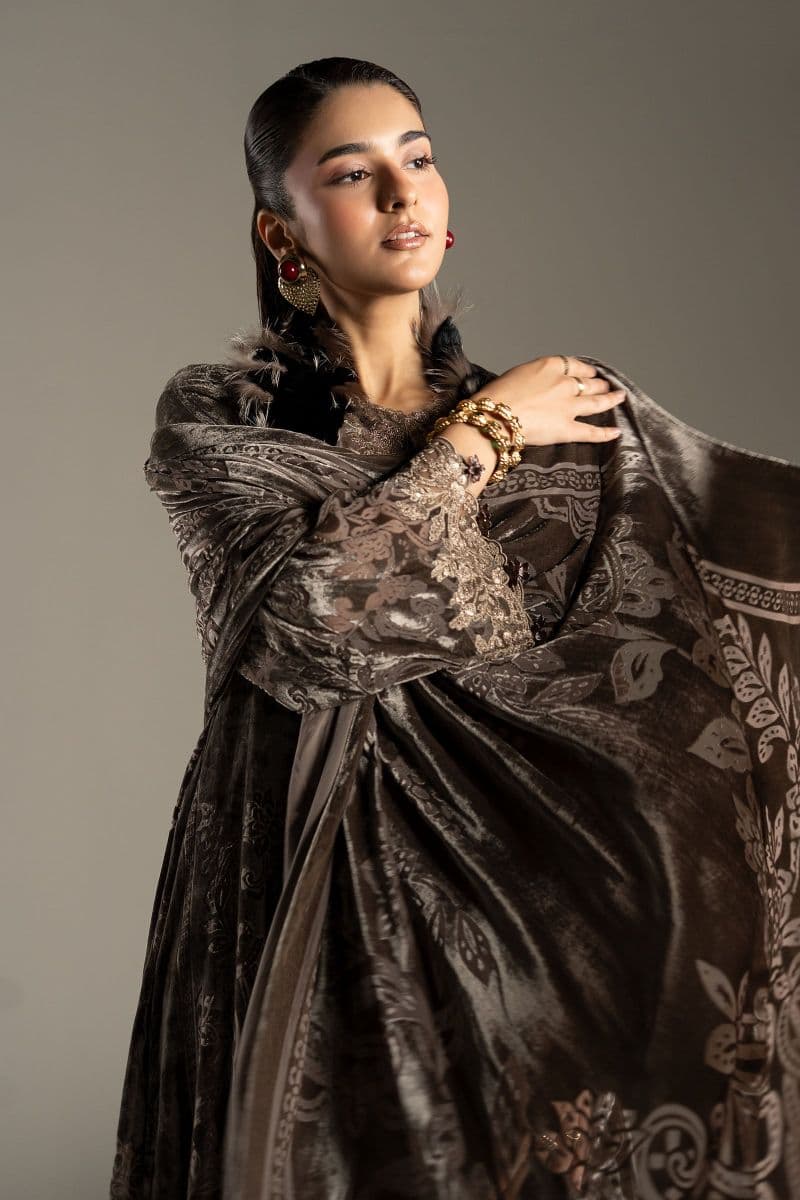 3 Piece Embroidered Palachi Suit
