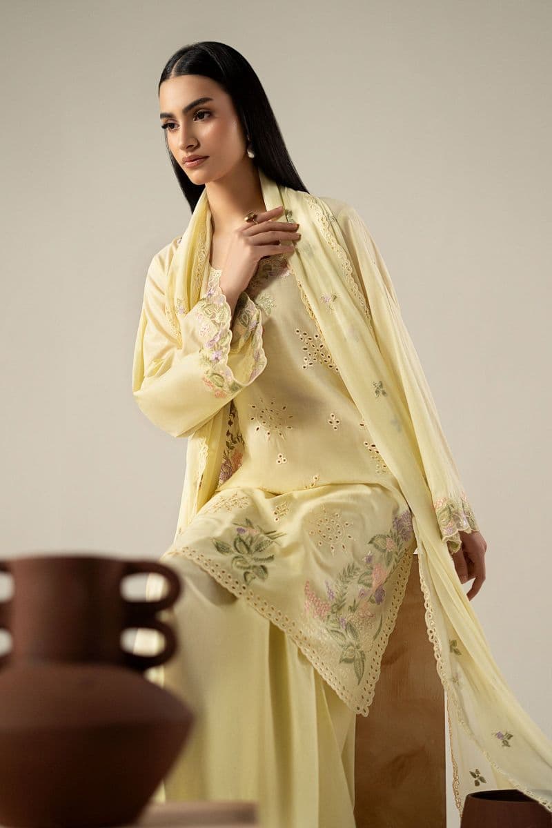 3 Piece Embroidered Lawn Suit thumbnail
