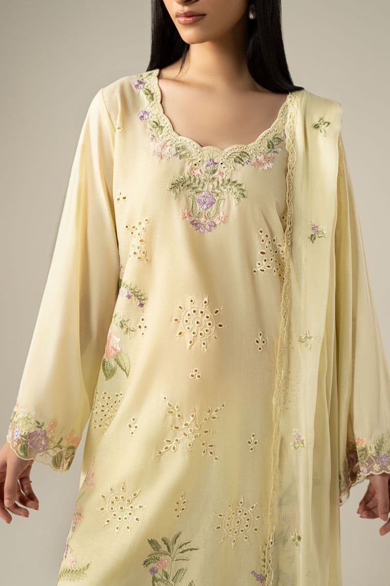 3 Piece Embroidered Lawn Suit thumbnail