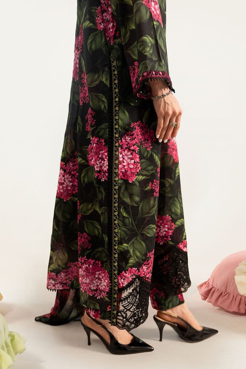 3 Piece Embroidered Lawn Suit thumbnail