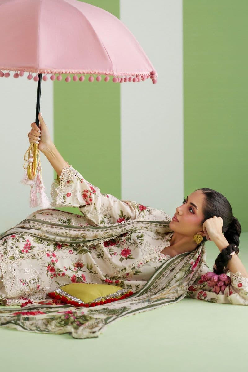 3 Piece Embroidered Lawn Suit thumbnail